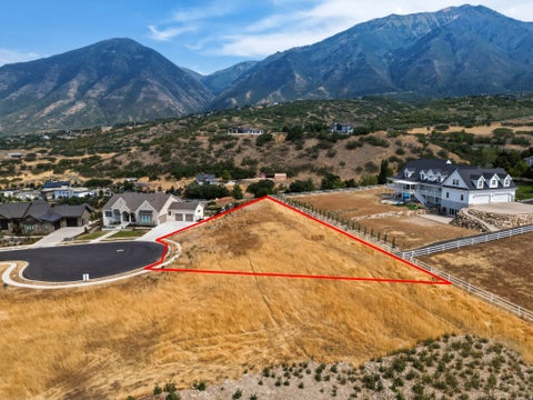 Tiny photo for 554 N MOUNTAIN VEIW DR #16, Elk Ridge, UT 84651 (MLS # 2177343)