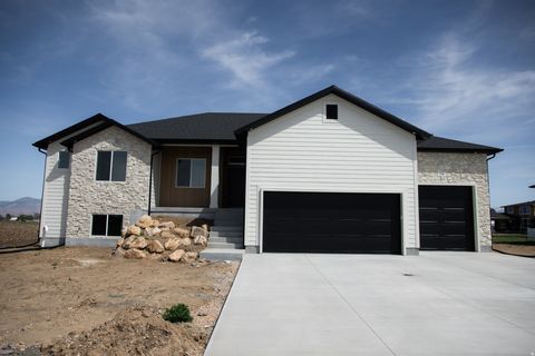 Tiny photo for 4586 S 6300 W, Hooper, UT 84315 (MLS # 2147260)