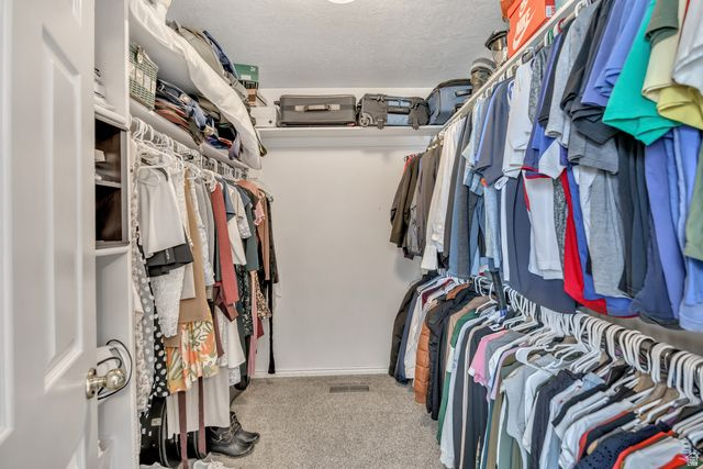 WILLIAMSBURG ESTATES - Residential