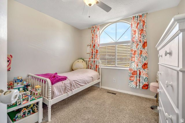 WILLIAMSBURG ESTATES - Residential