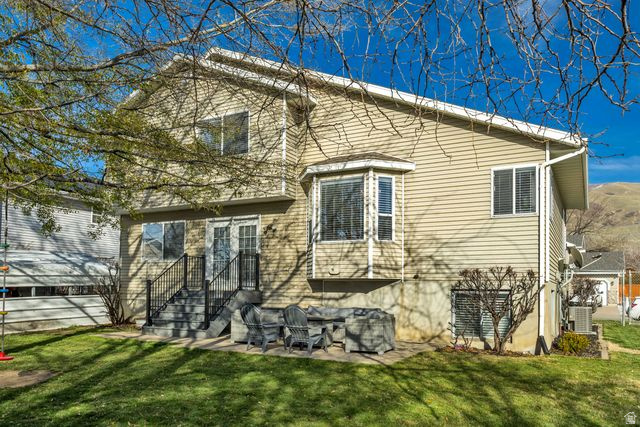 WILLIAMSBURG ESTATES - Residential