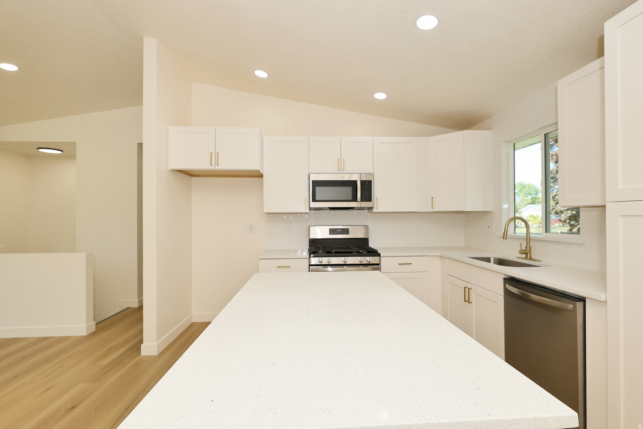 STORM MOUNTAIN TERRACE #7 - Residential