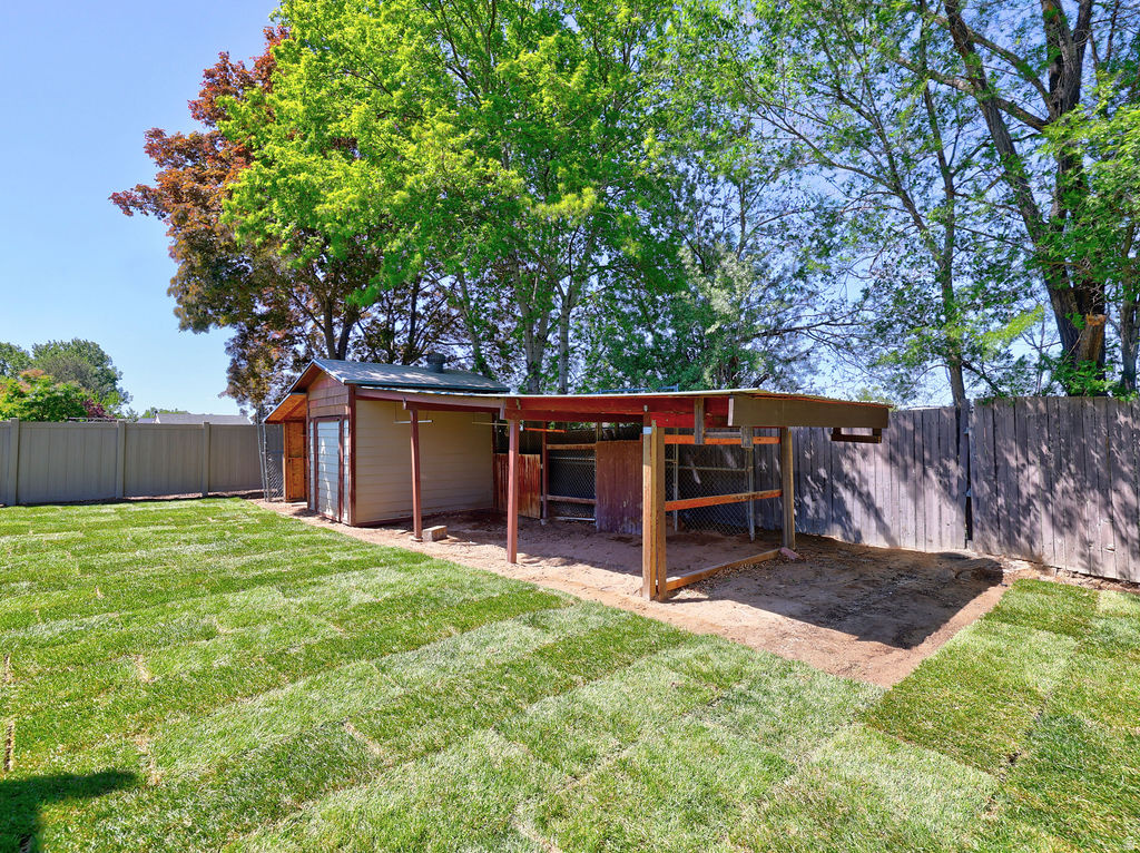 STORM MOUNTAIN TERRACE #7 - Residential