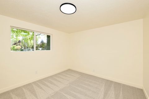 Tiny photo for 807 E DUSTY ROCK CIR, Sandy, UT 84094 (MLS # 2154926)