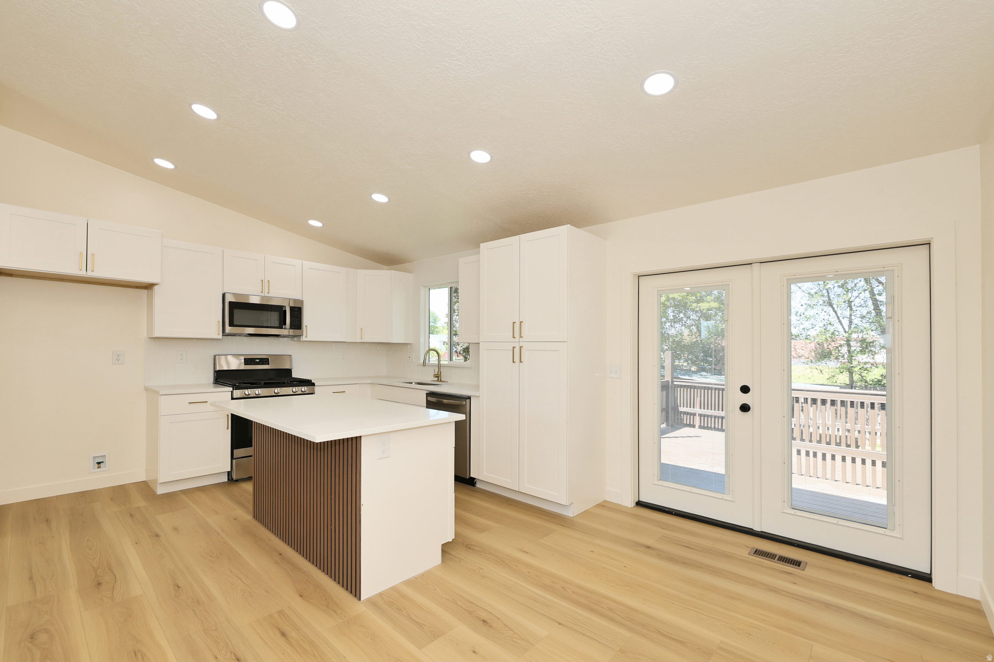 STORM MOUNTAIN TERRACE #7 - Residential