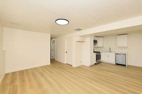 Tiny photo for 807 E DUSTY ROCK CIR, Sandy, UT 84094 (MLS # 2154926)