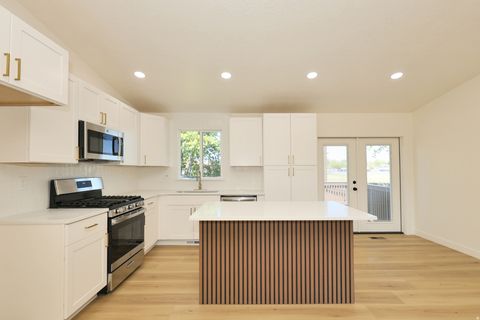 Tiny photo for 807 E DUSTY ROCK CIR, Sandy, UT 84094 (MLS # 2154926)