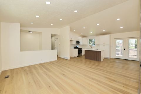 Tiny photo for 807 E DUSTY ROCK CIR, Sandy, UT 84094 (MLS # 2154926)
