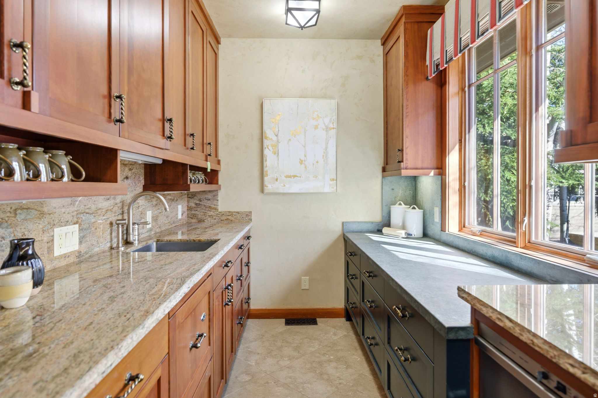 PROSPECTOR VILLAGE - Residential