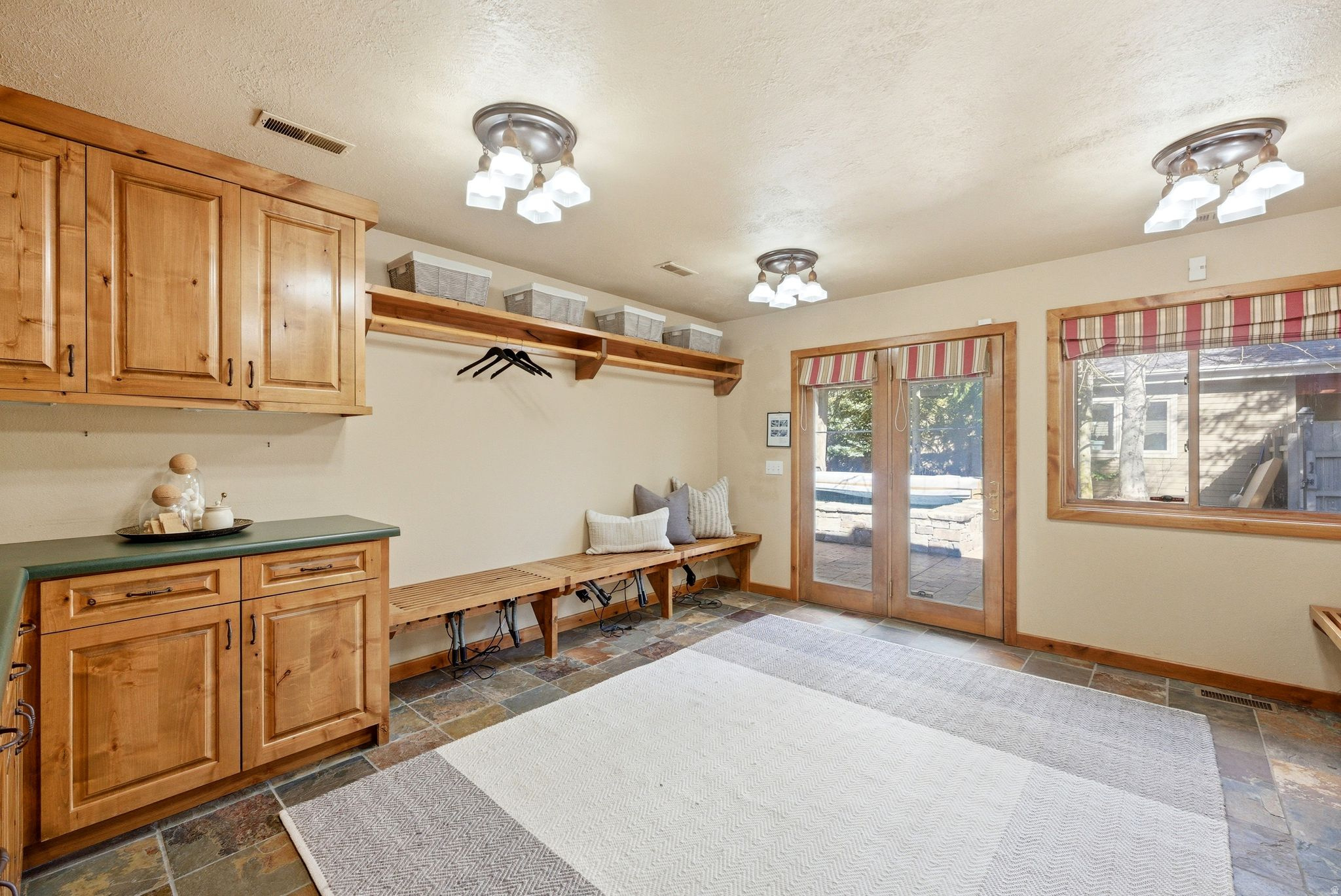 PROSPECTOR VILLAGE - Residential