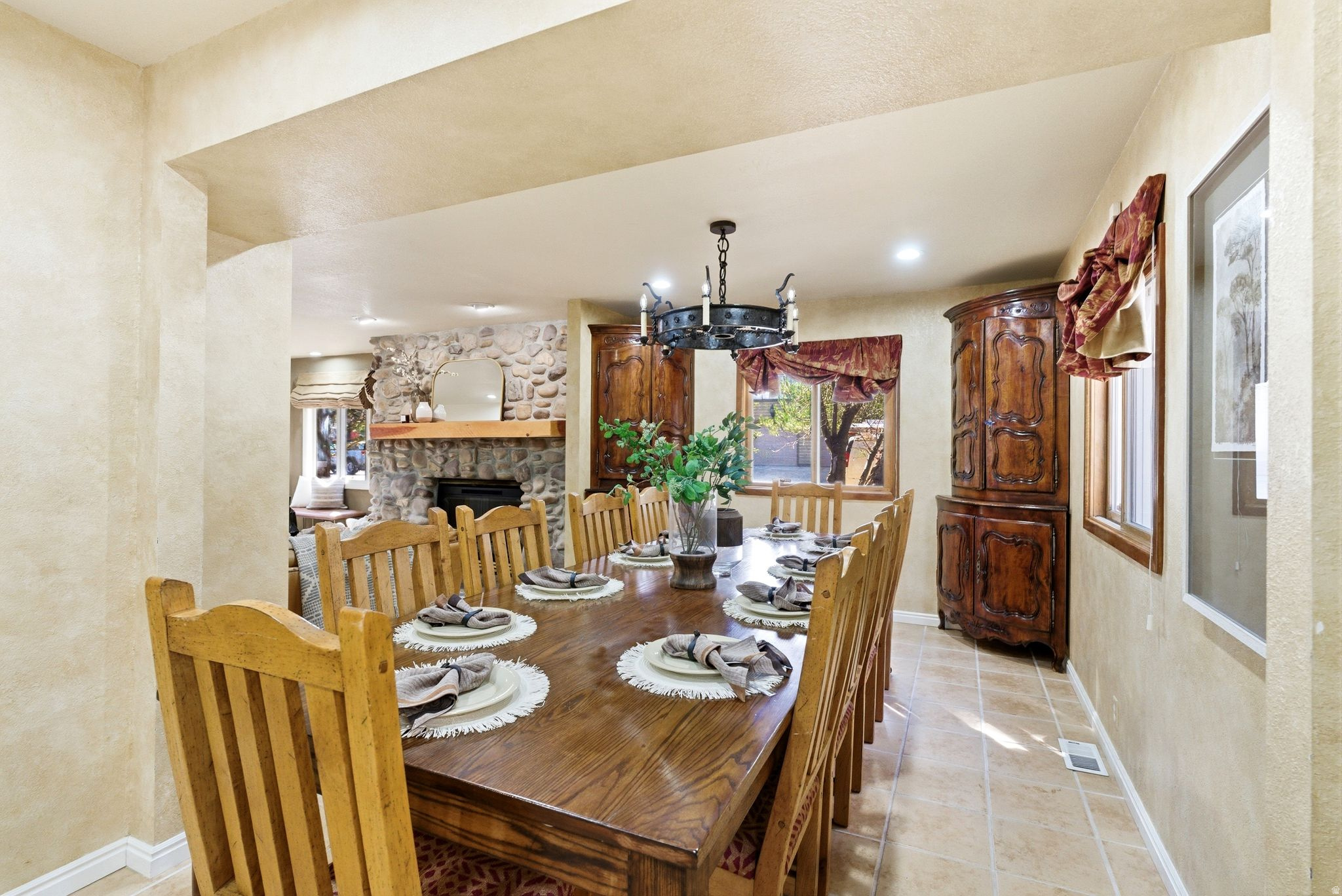 PROSPECTOR VILLAGE - Residential