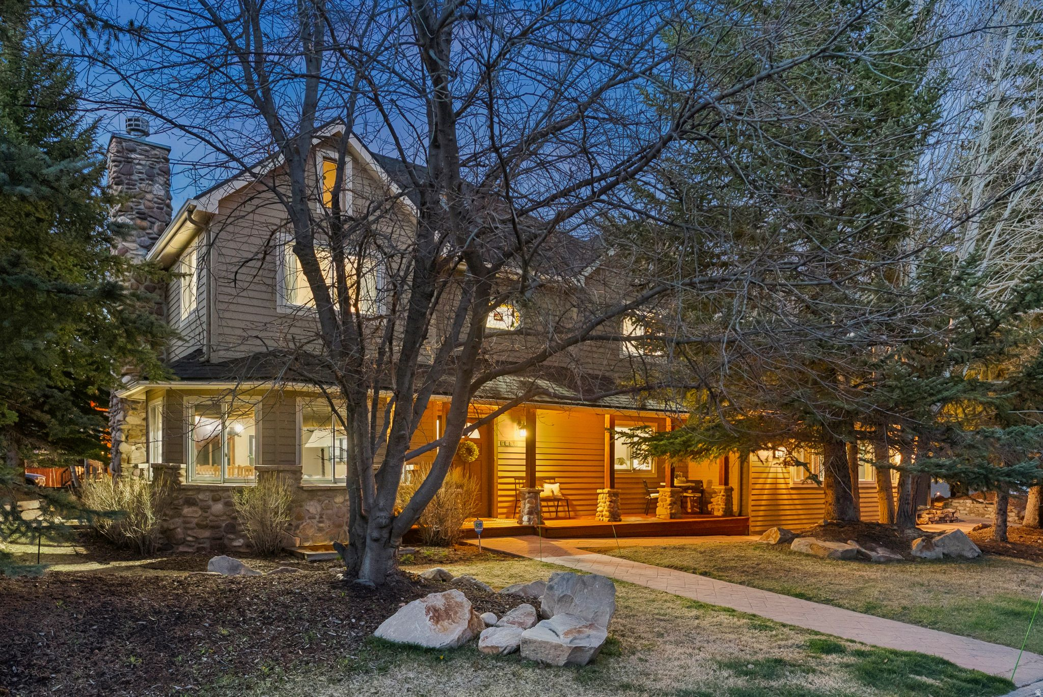 PROSPECTOR VILLAGE - Residential