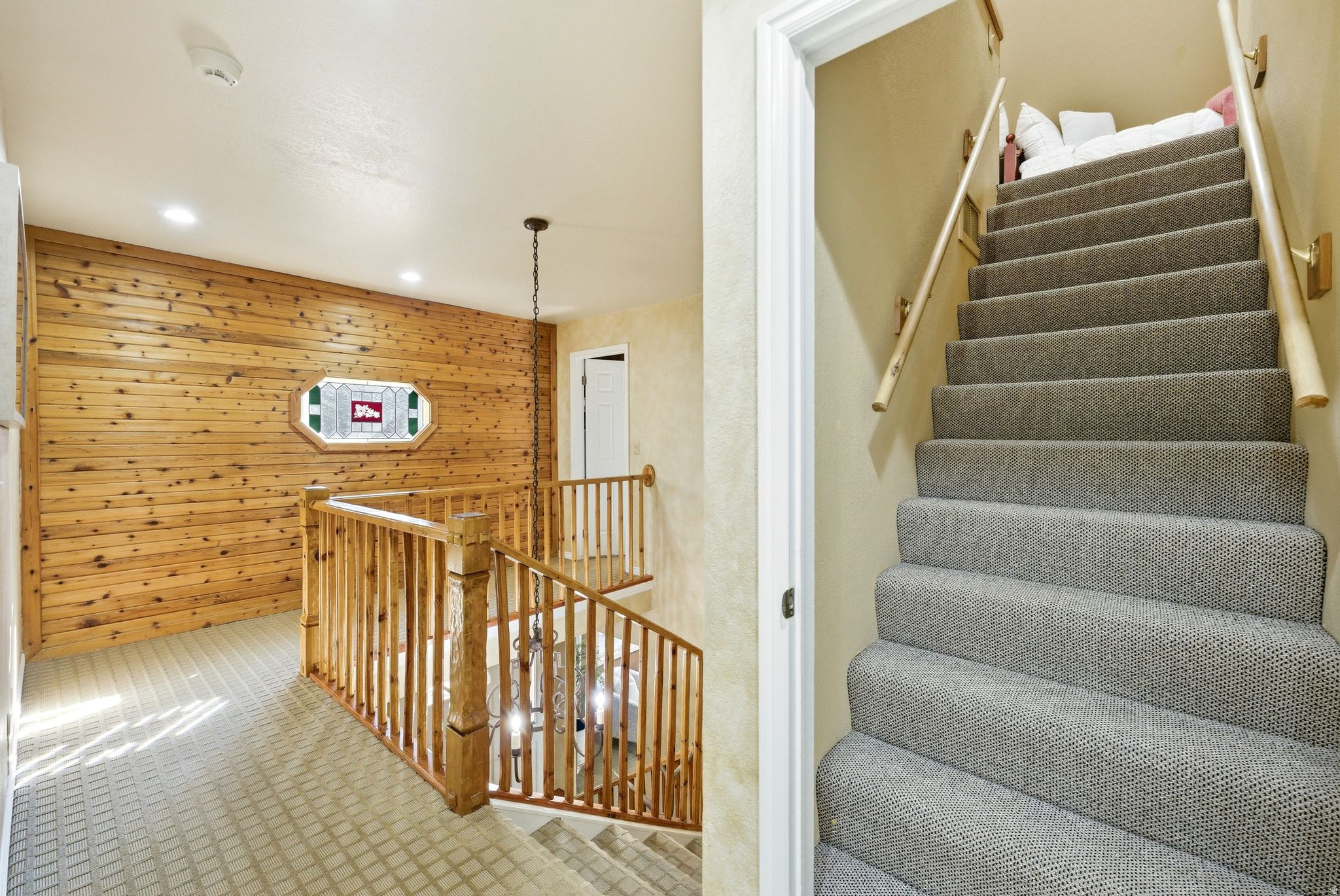 PROSPECTOR VILLAGE - Residential