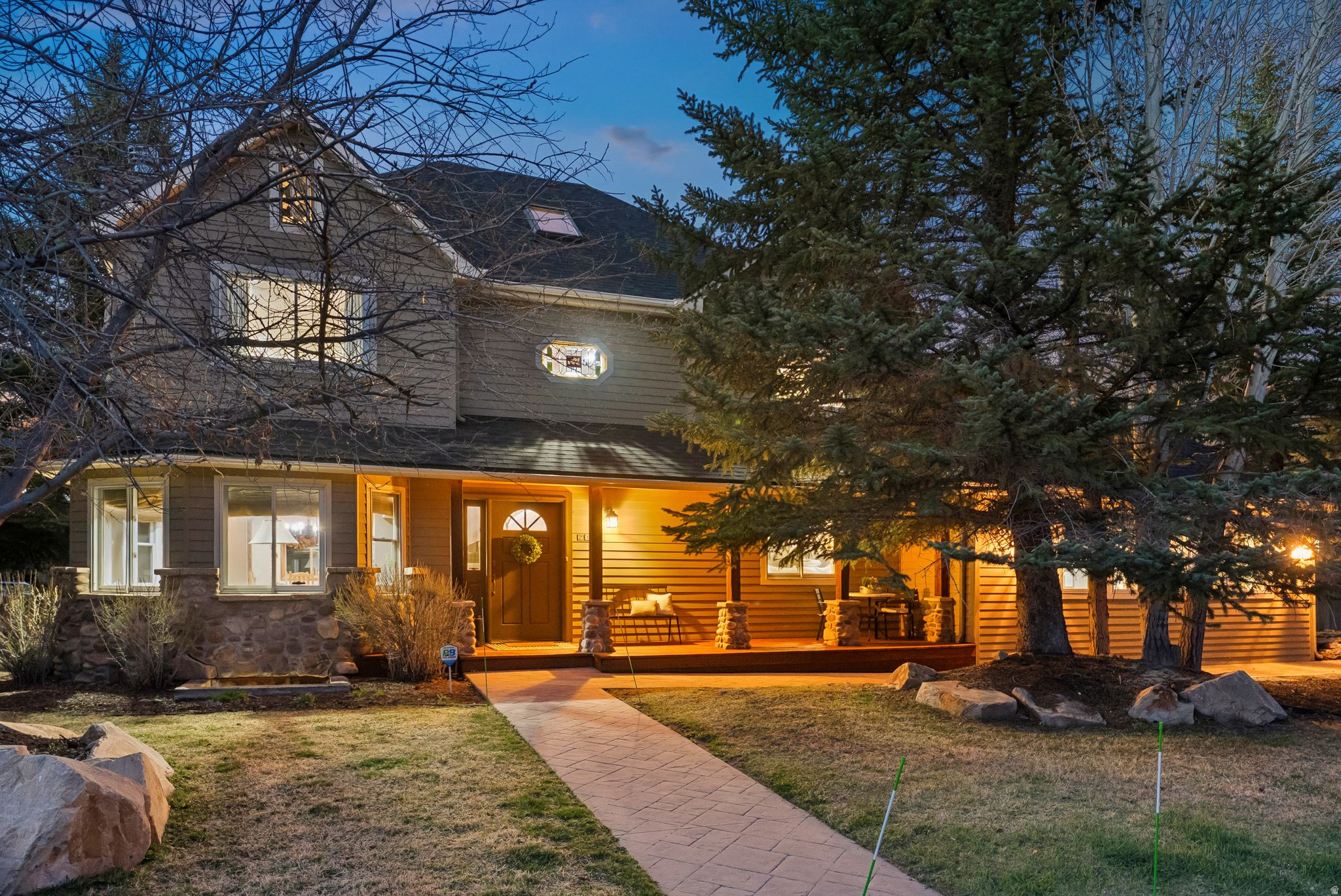 PROSPECTOR VILLAGE - Residential