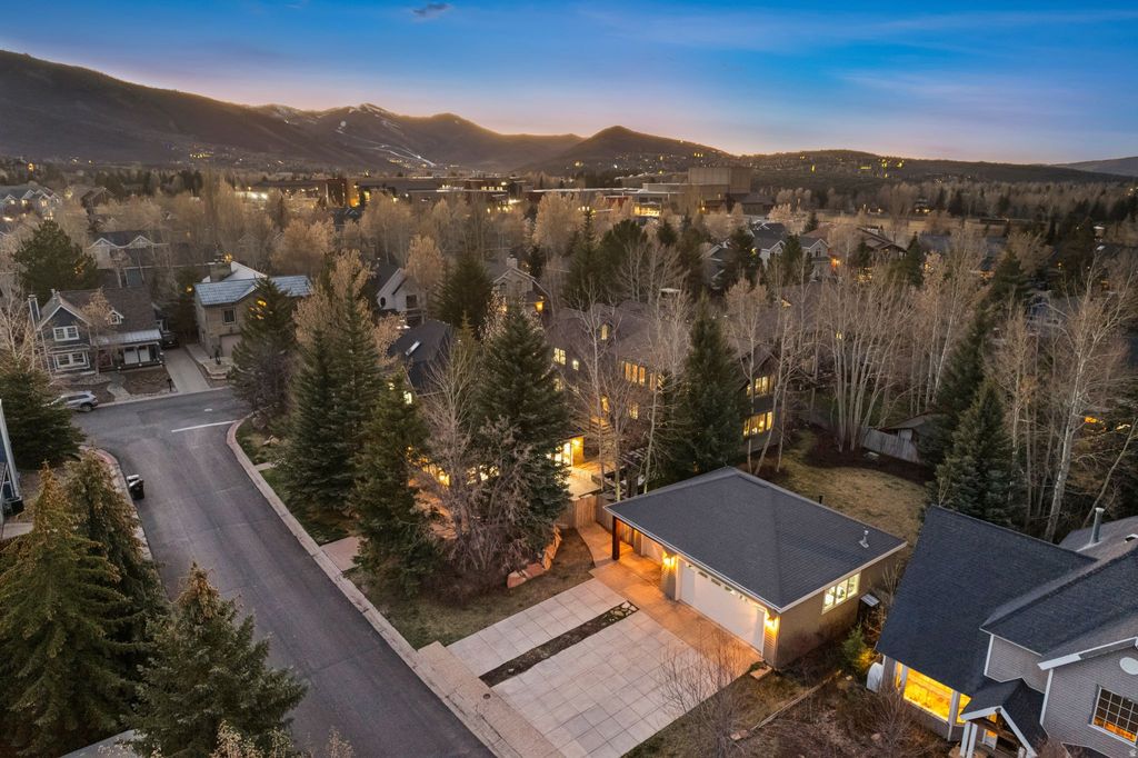 Photo of 2240 MONARCH DR, Park City, UT 84060 (MLS # 2145801)
