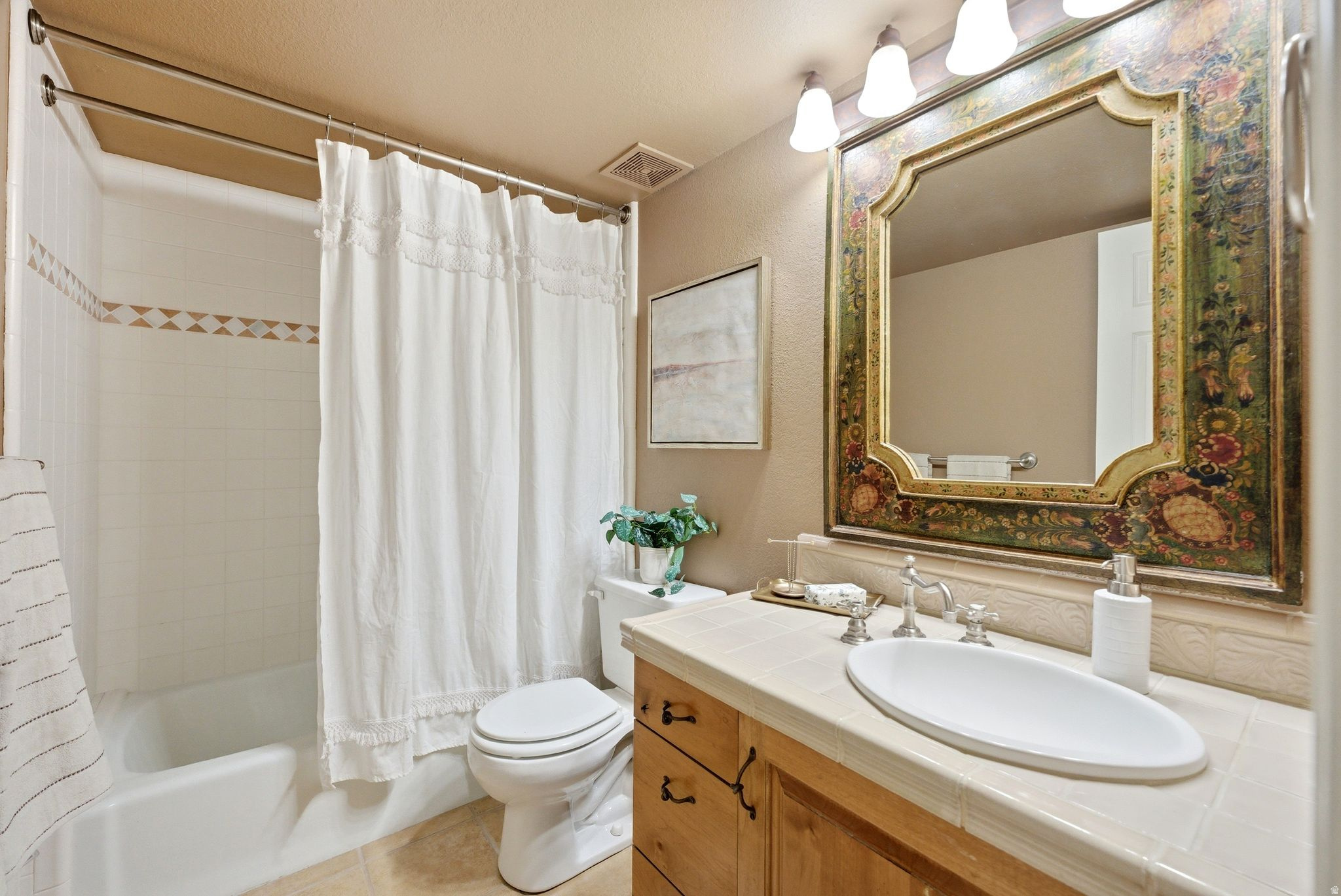 PROSPECTOR VILLAGE - Residential