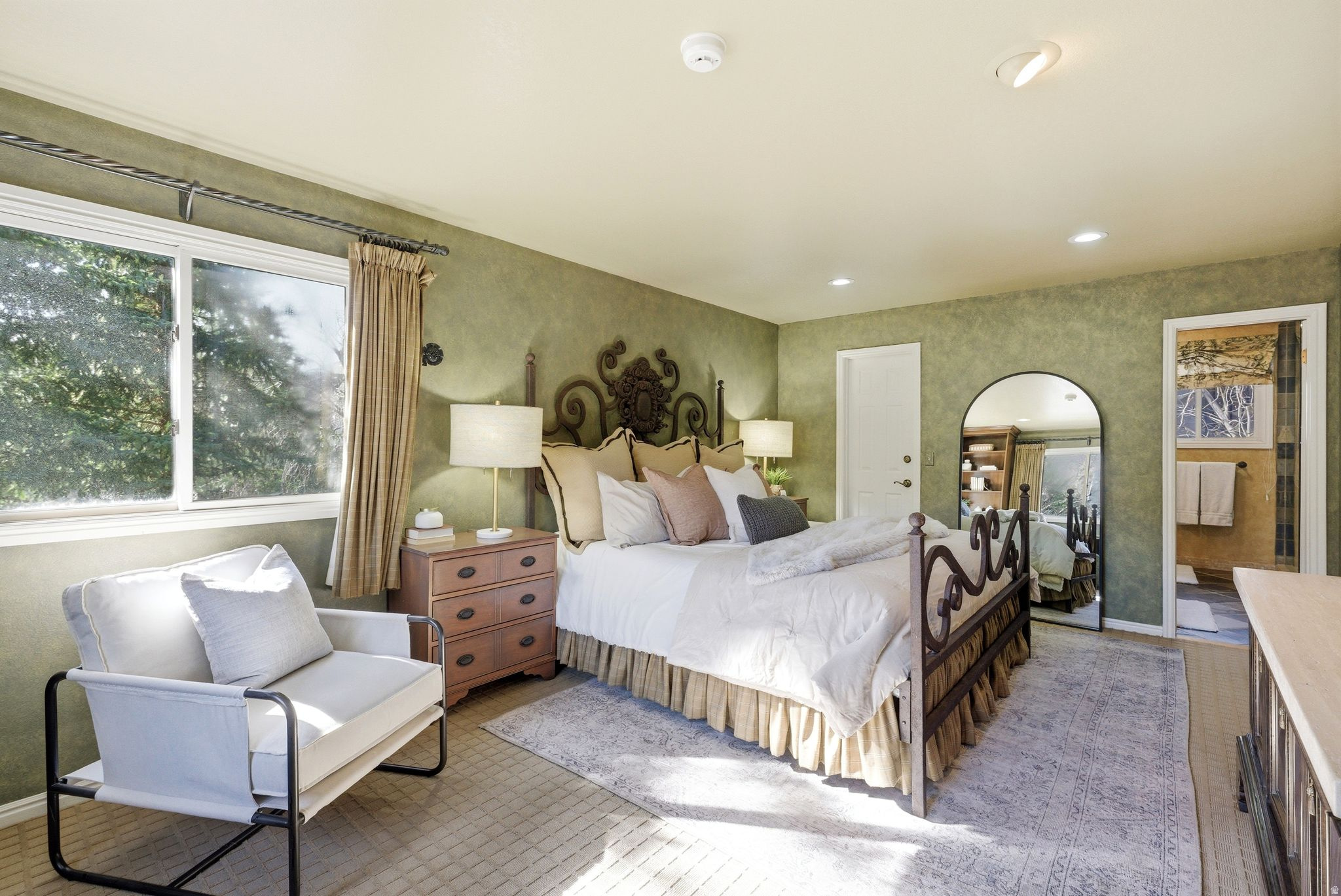 PROSPECTOR VILLAGE - Residential