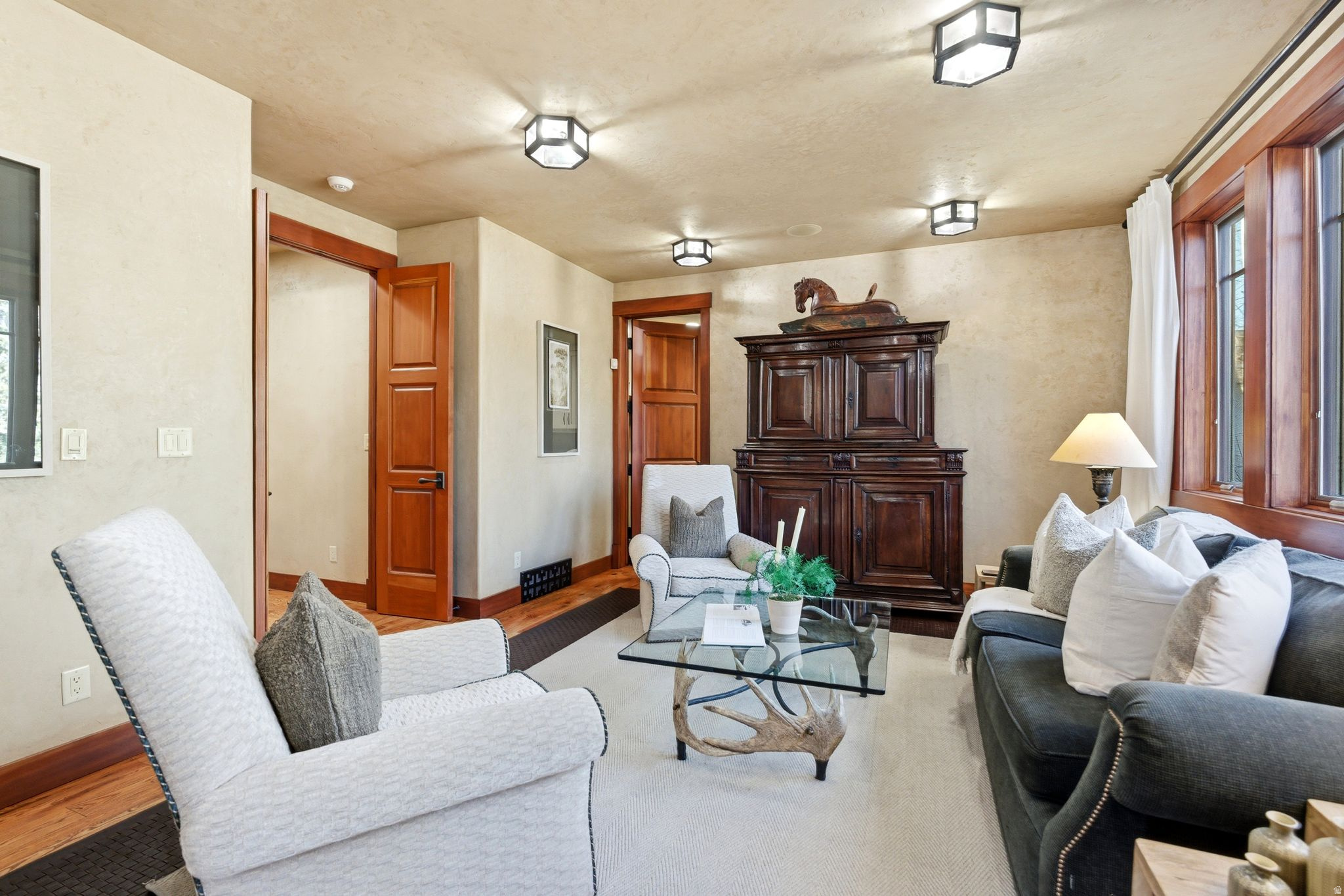 PROSPECTOR VILLAGE - Residential