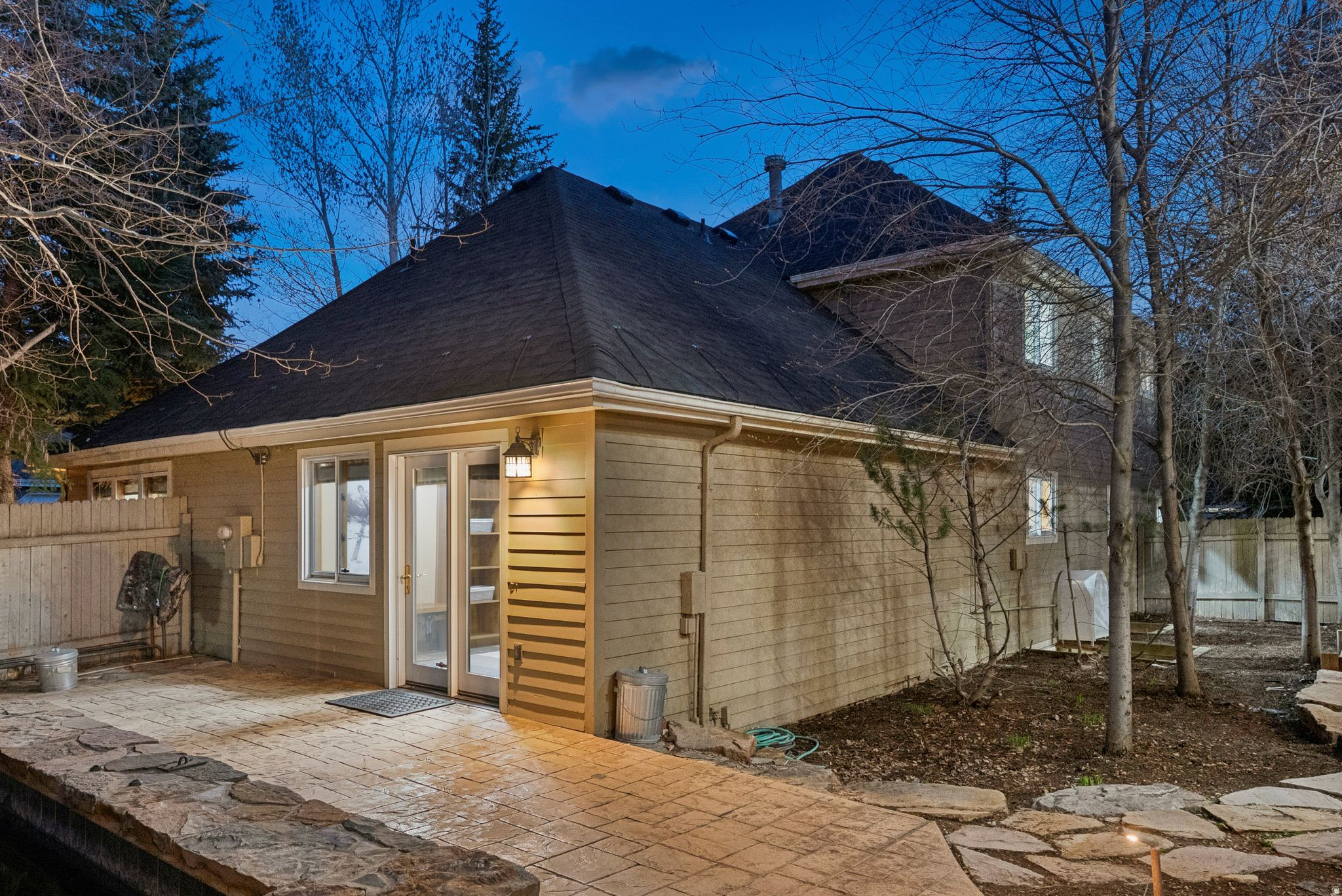 PROSPECTOR VILLAGE - Residential