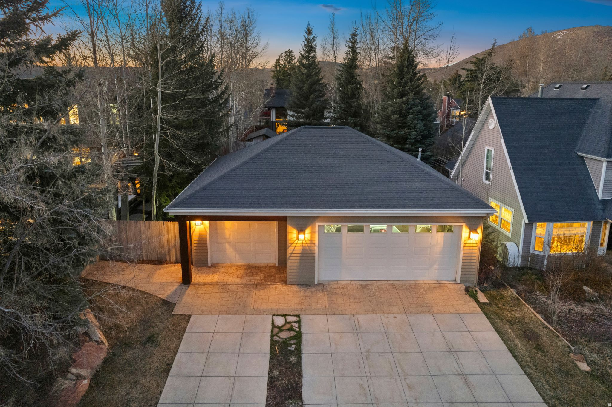 PROSPECTOR VILLAGE - Residential