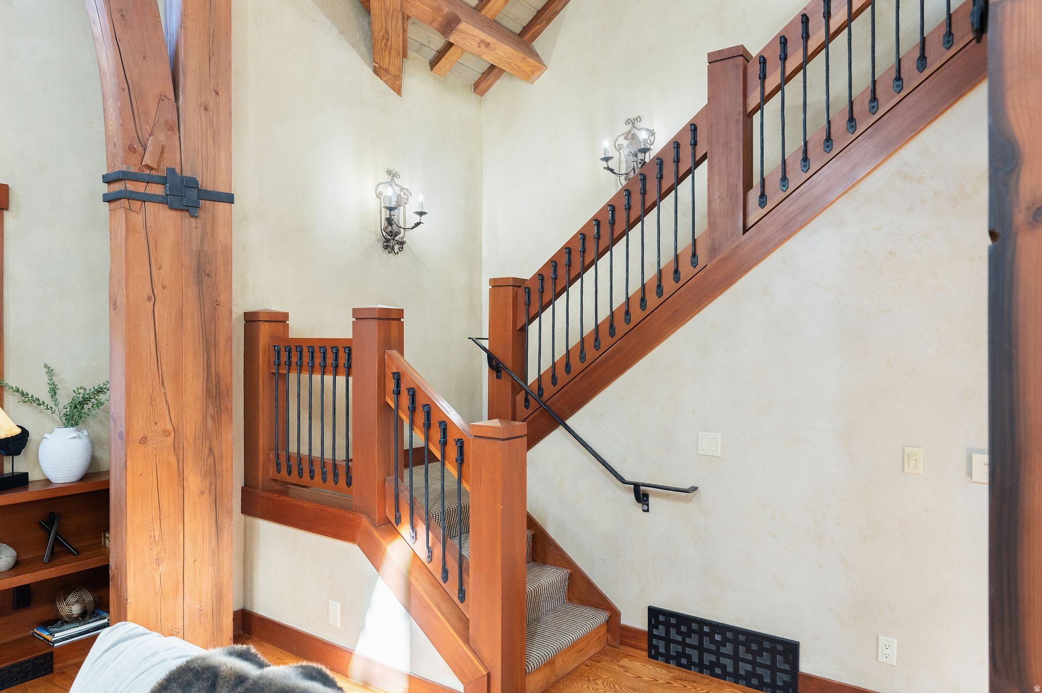 PROSPECTOR VILLAGE - Residential