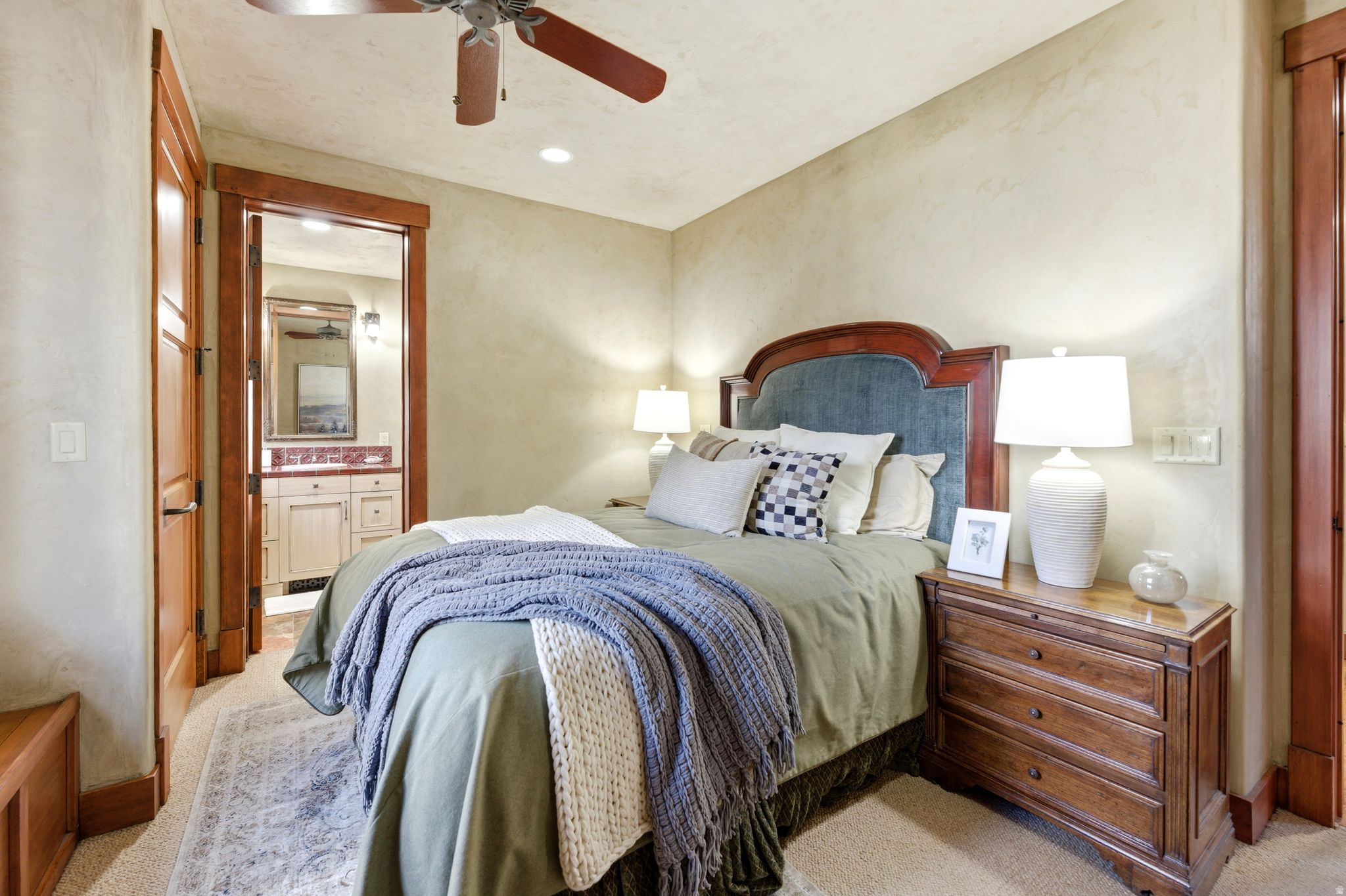 PROSPECTOR VILLAGE - Residential