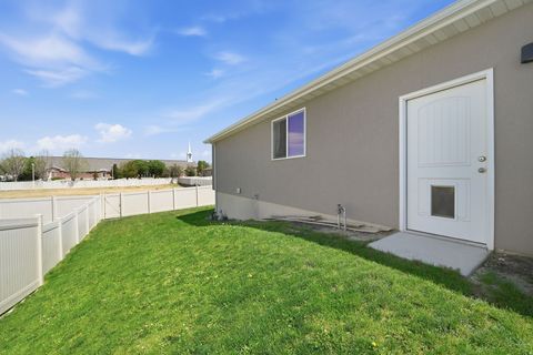 Tiny photo for 2303 E TUMBLEWEED RD, Eagle Mountain, UT 84005 (MLS # 2158772)