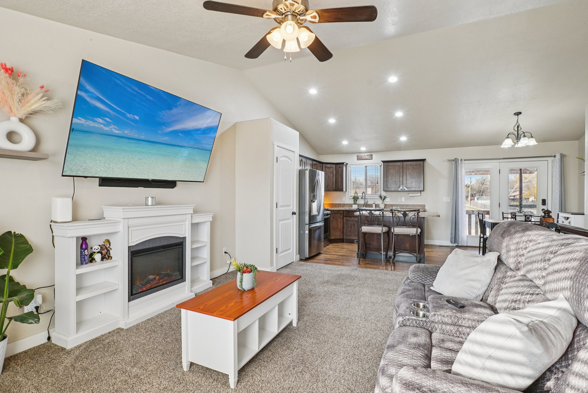 RUSSELL ESTATES - Residential