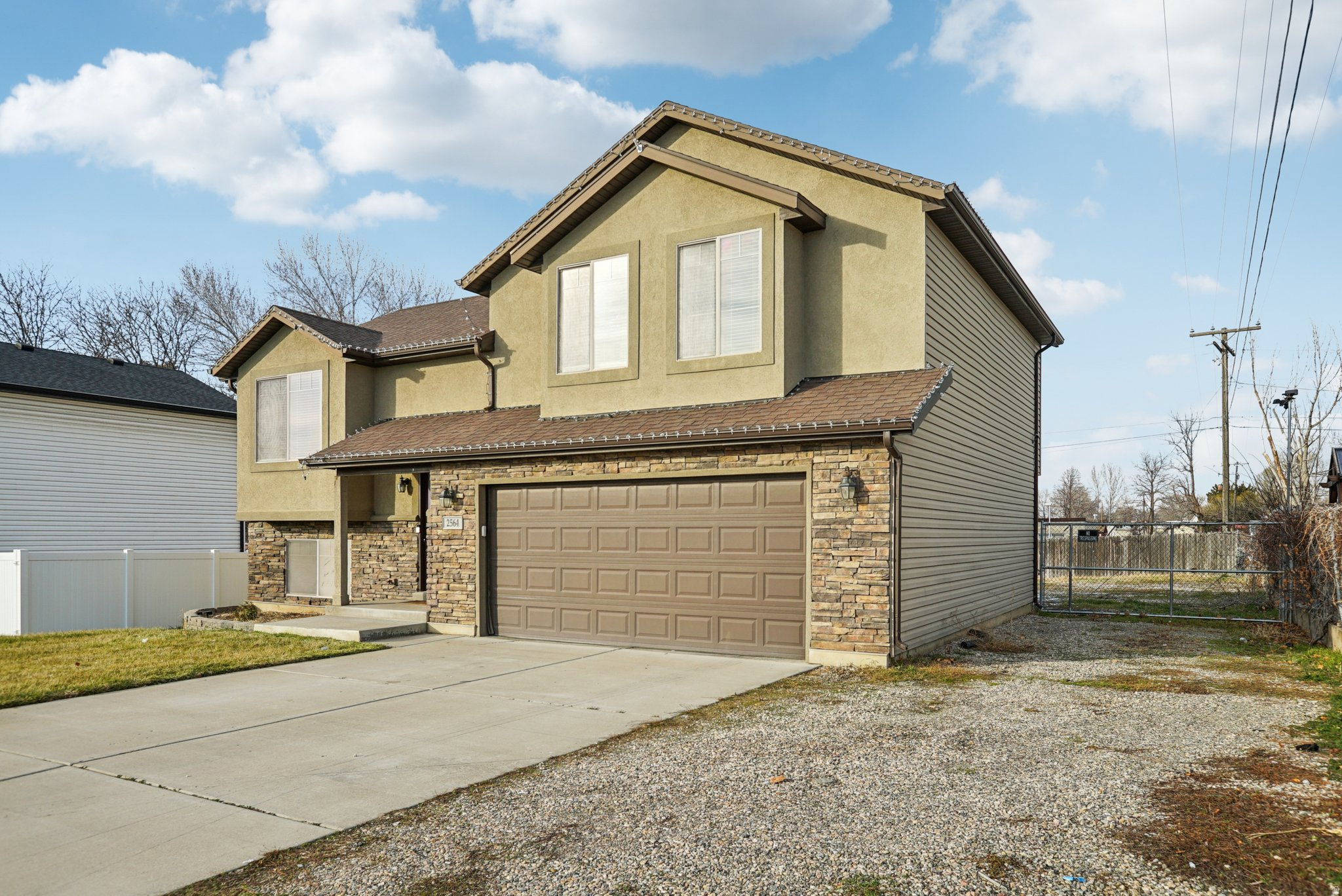 RUSSELL ESTATES - Residential