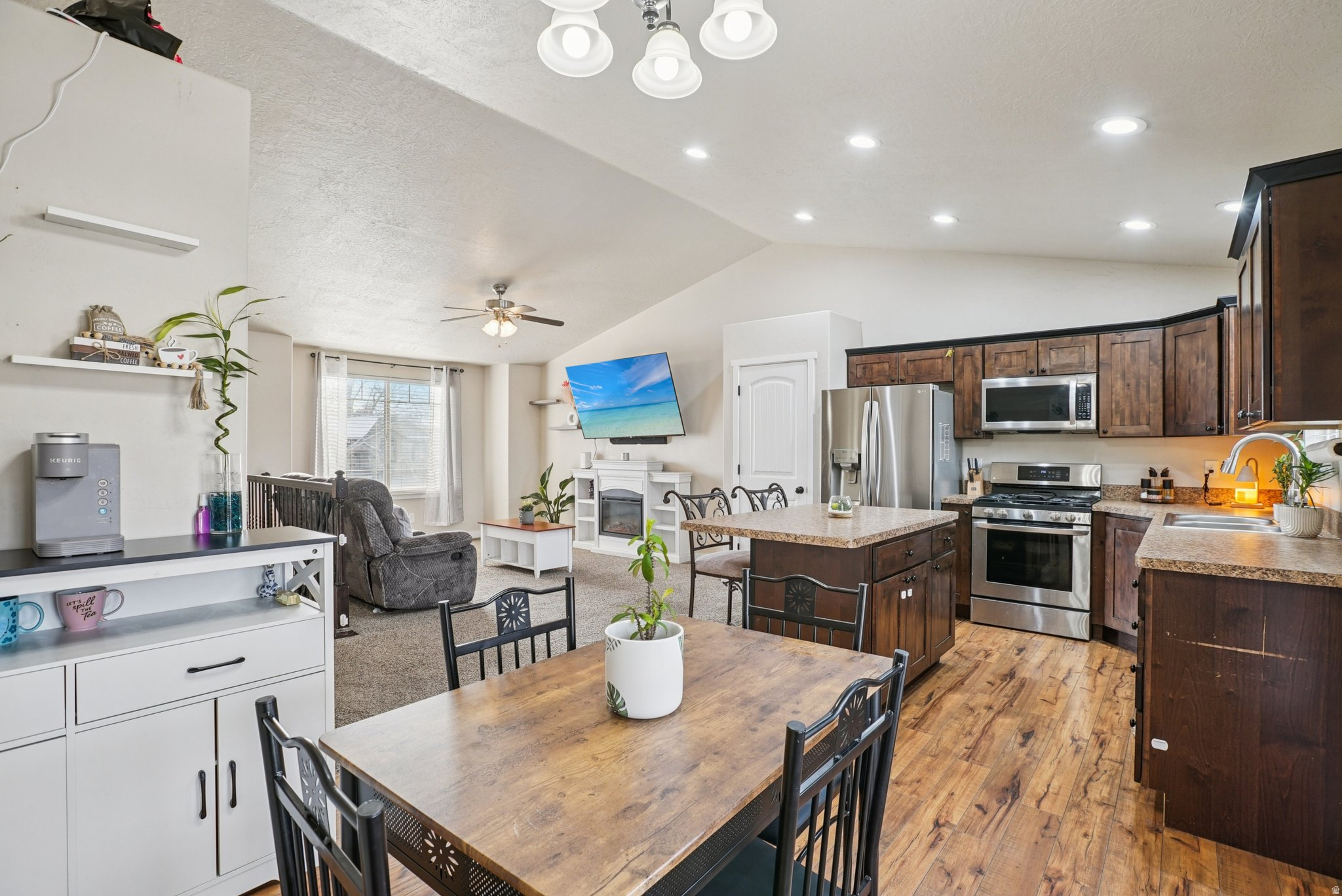 RUSSELL ESTATES - Residential