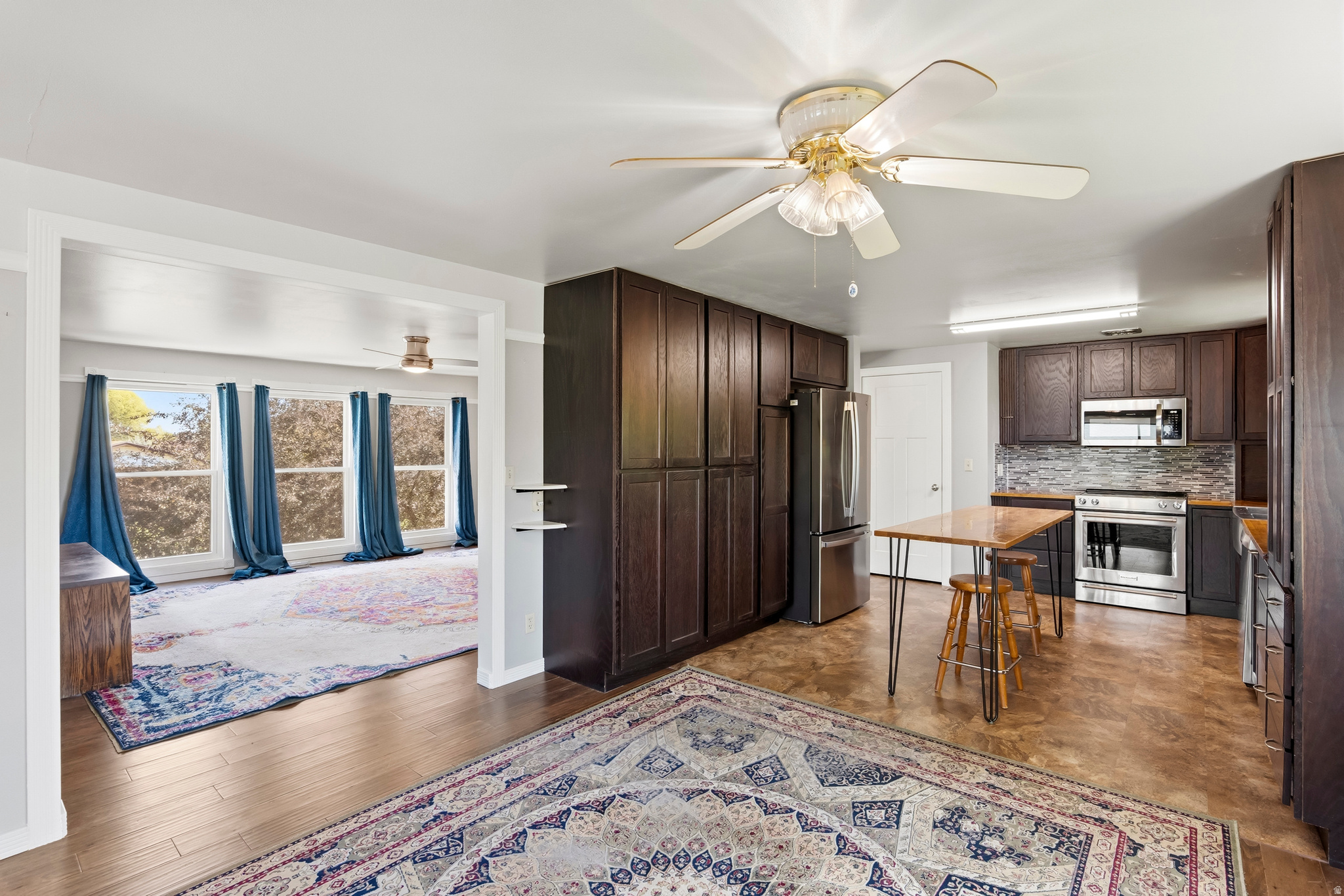 PENDRAY ESTATES - Residential