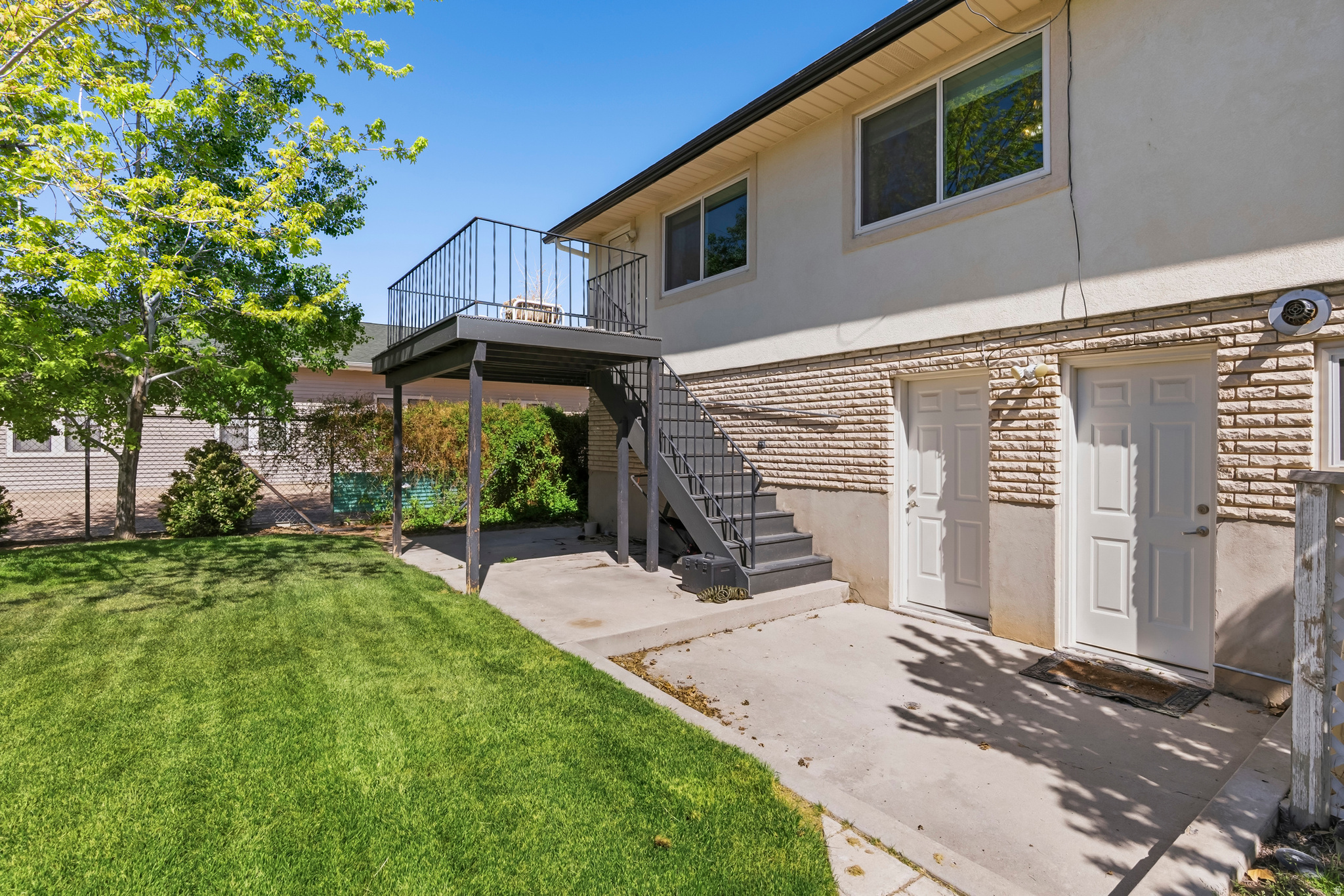 PENDRAY ESTATES - Residential