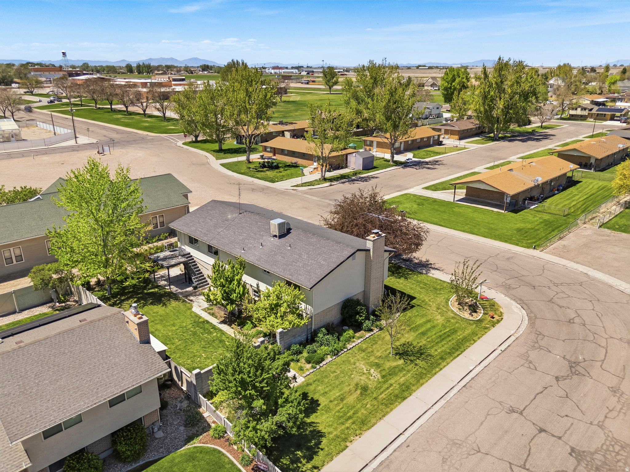 PENDRAY ESTATES - Residential