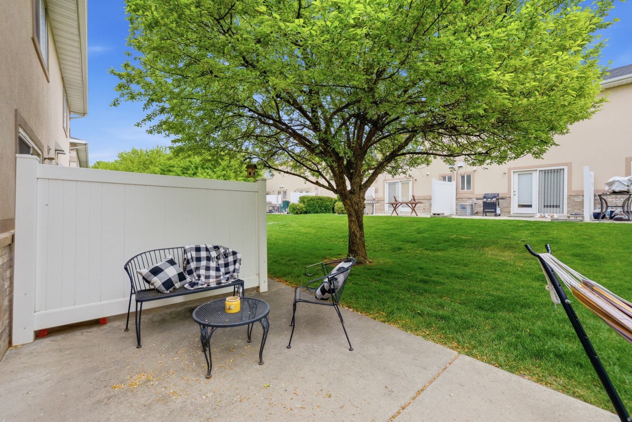 SUNBROOK - Residential