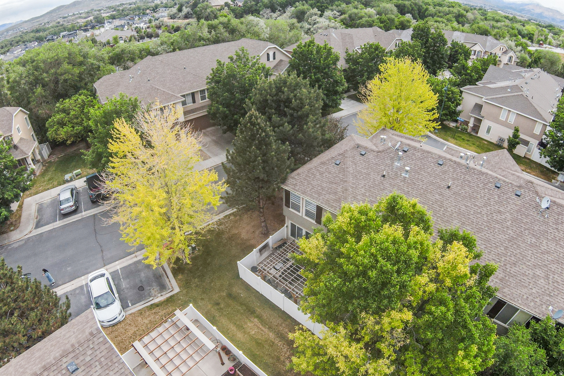 VINTAGE ON THE BLUFFS - Residential