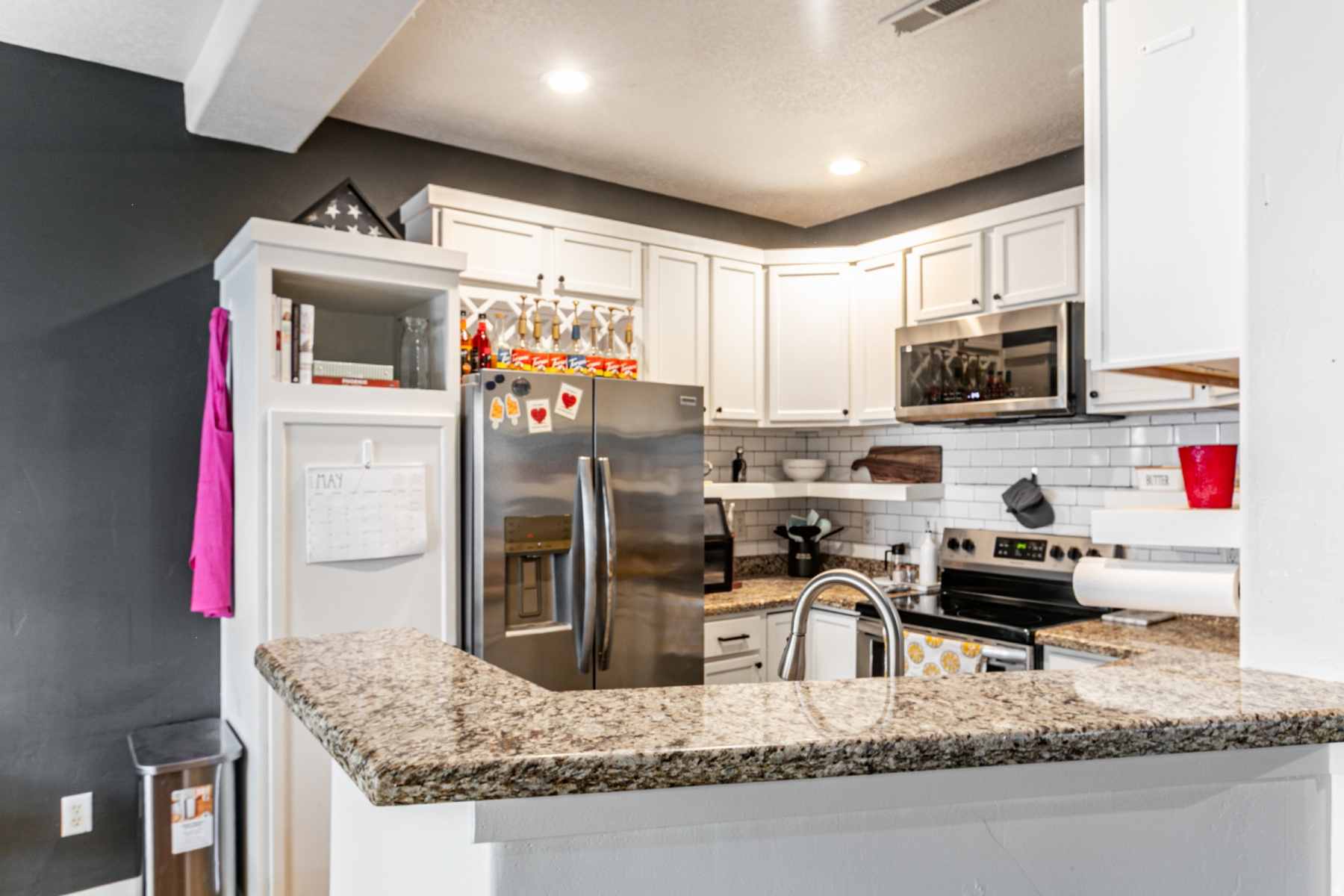 VINTAGE ON THE BLUFFS - Residential