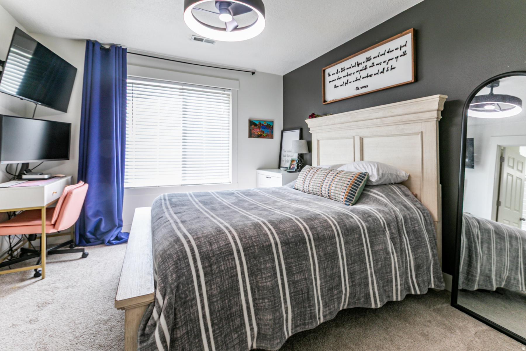 VINTAGE ON THE BLUFFS - Residential