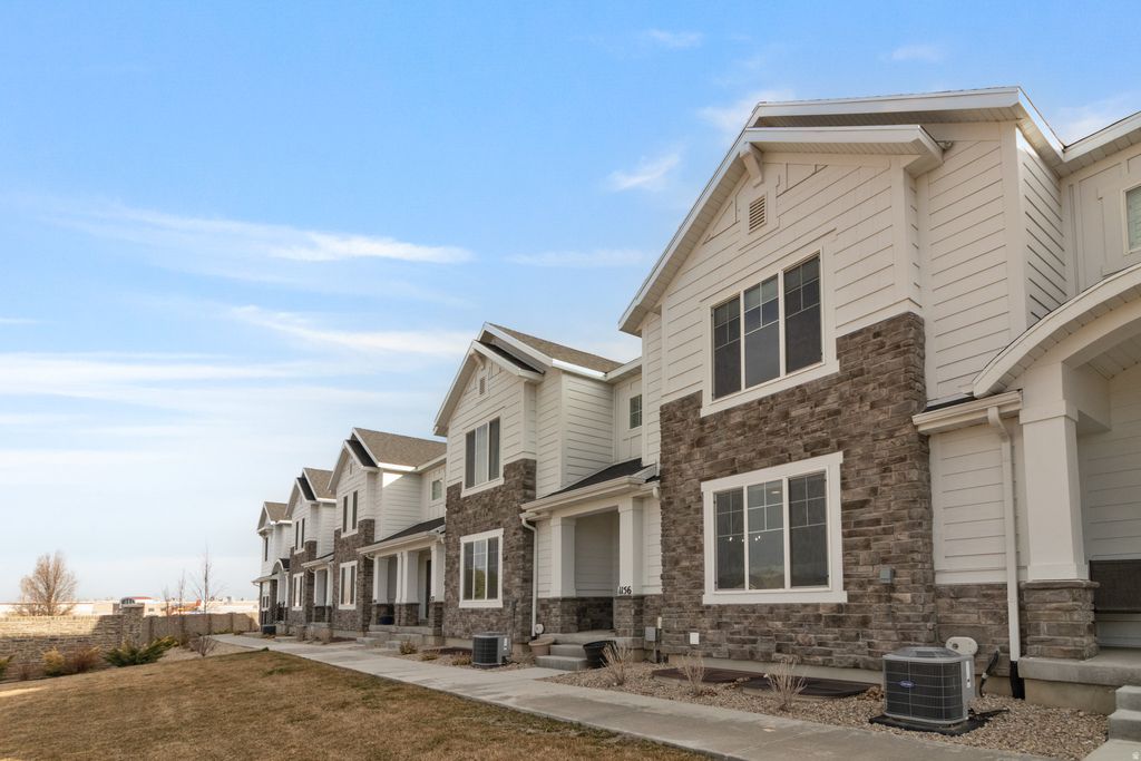 Photo of 1156 S 800 W, Spanish Fork, UT 84660 (MLS # 2142746)