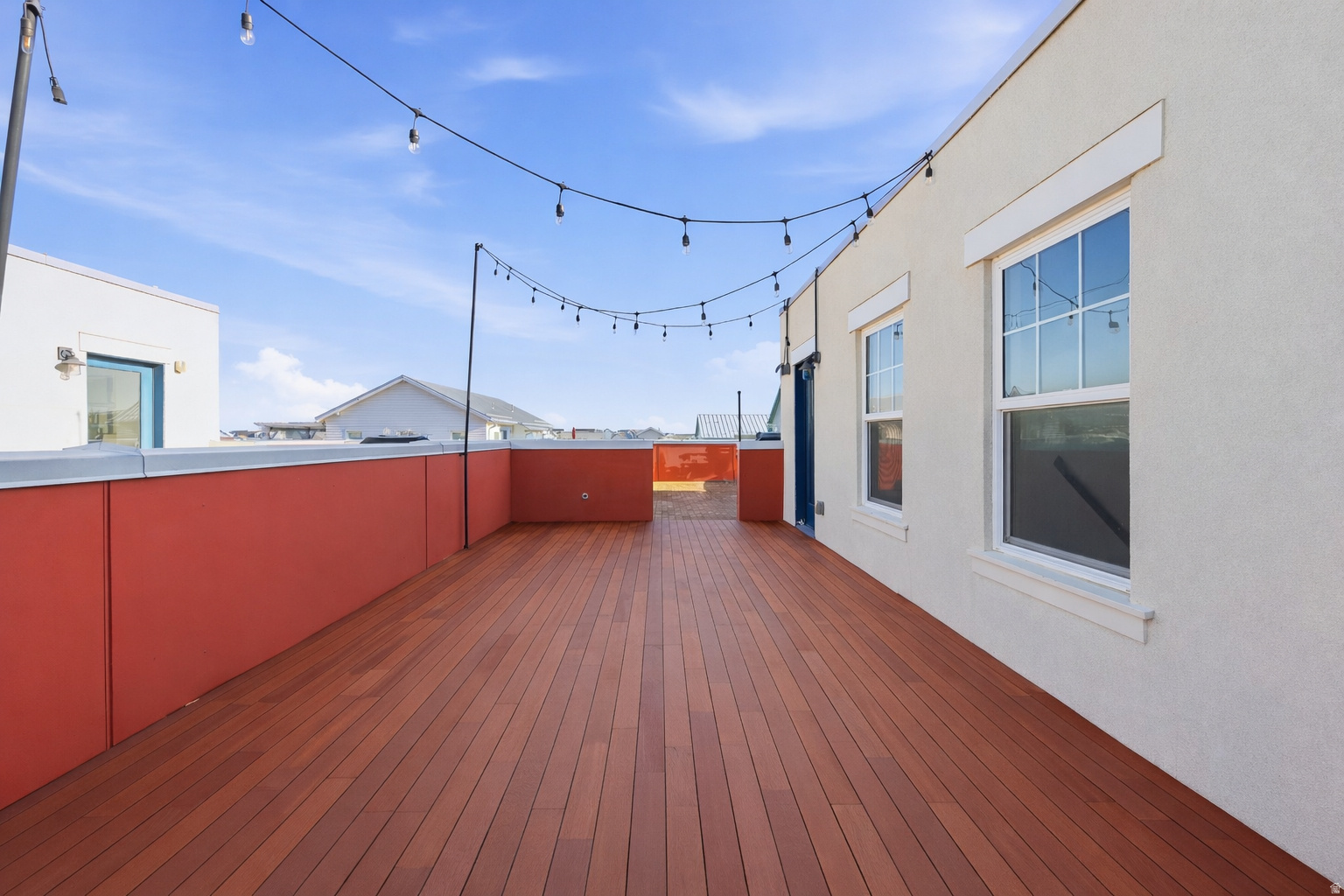 DAYBREAK - Residential