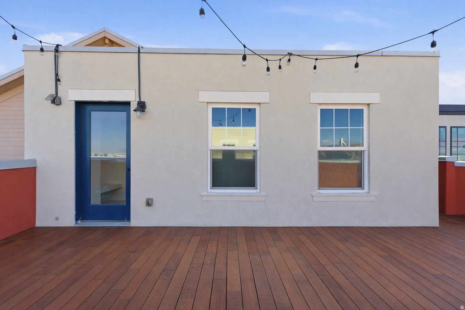 DAYBREAK - Residential