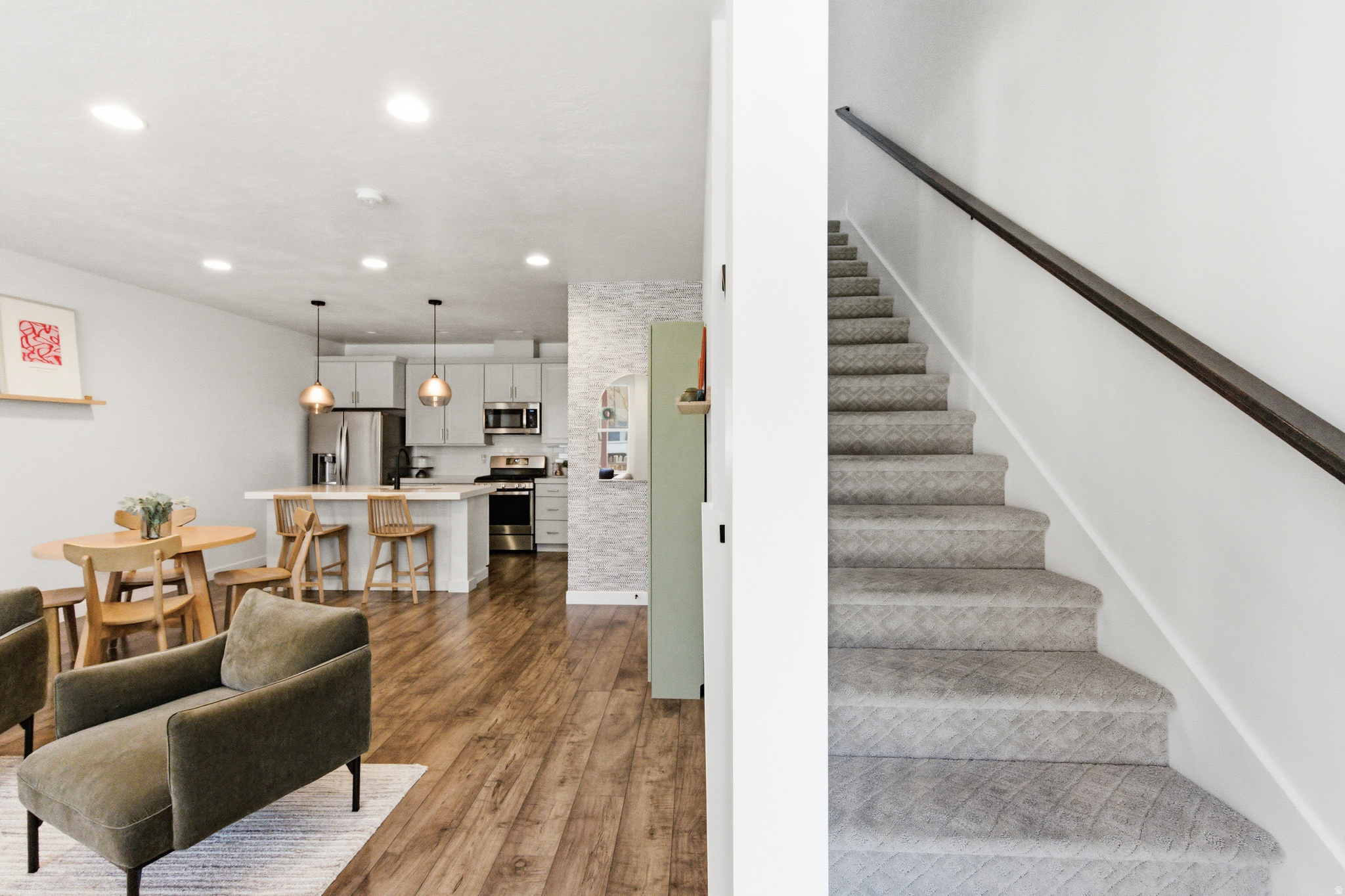 DAYBREAK - Residential