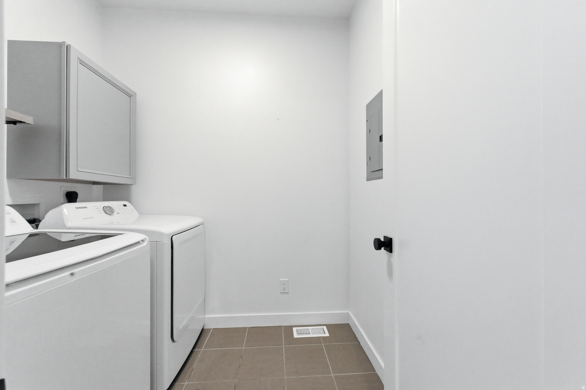 DAYBREAK - Residential