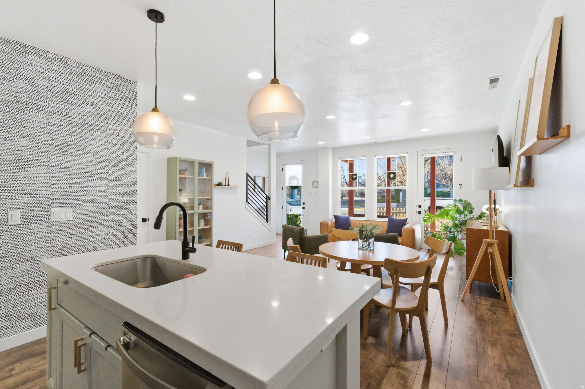 DAYBREAK - Residential