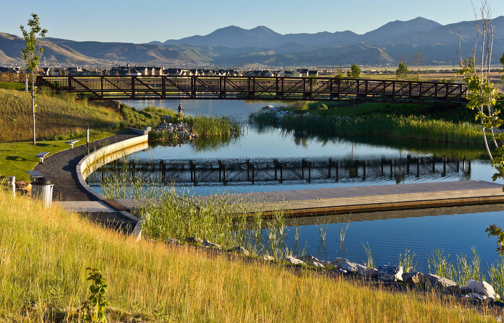 DAYBREAK - Residential