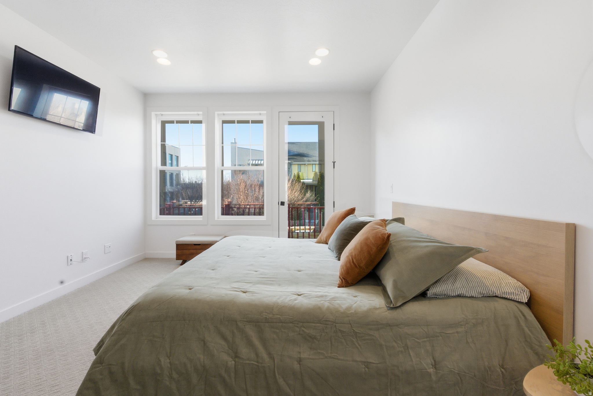 DAYBREAK - Residential