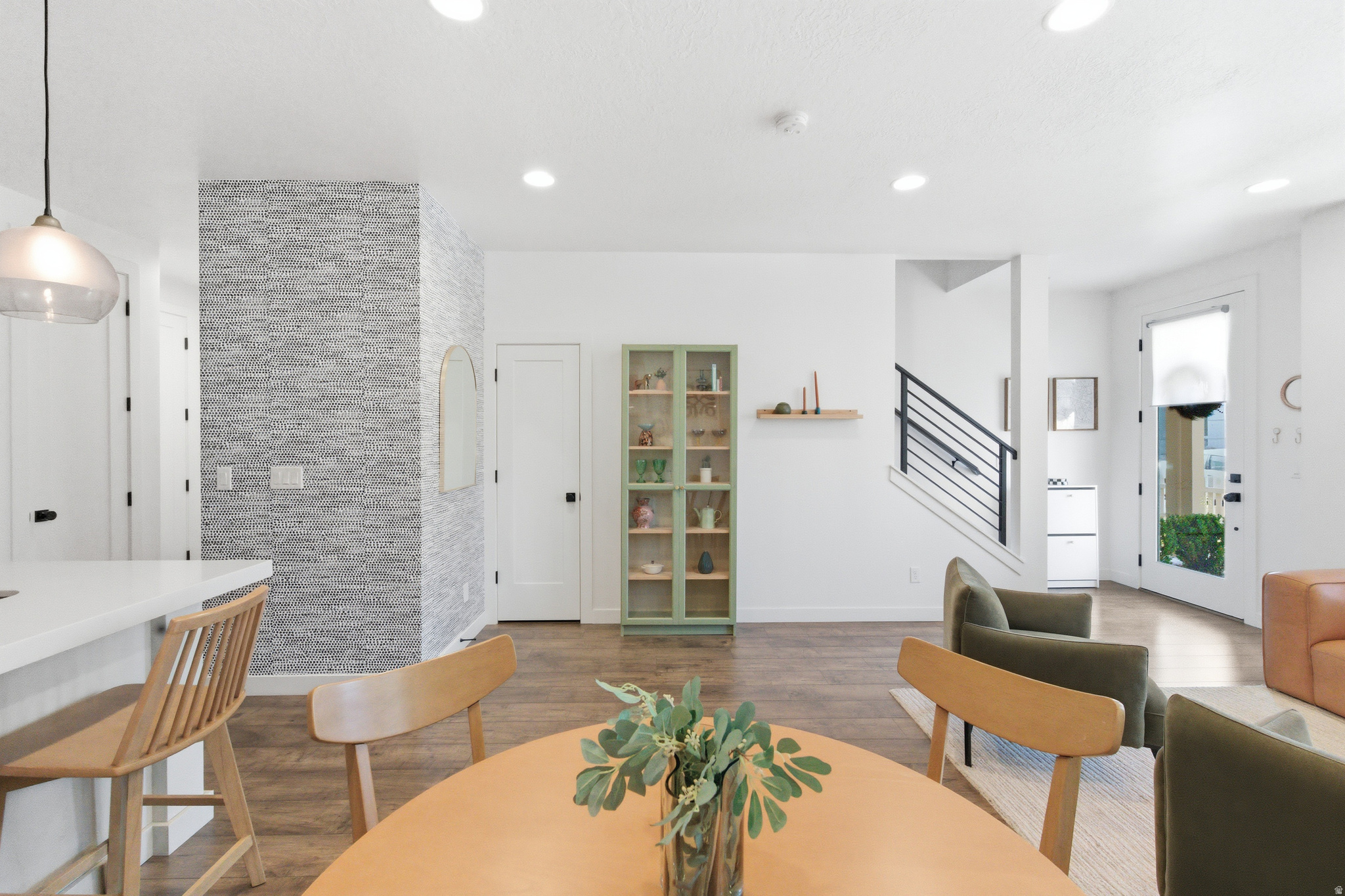 DAYBREAK - Residential