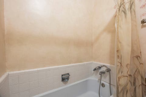 Tiny photo for 8745 S 1595 E, Sandy, UT 84093 (MLS # 2173831)