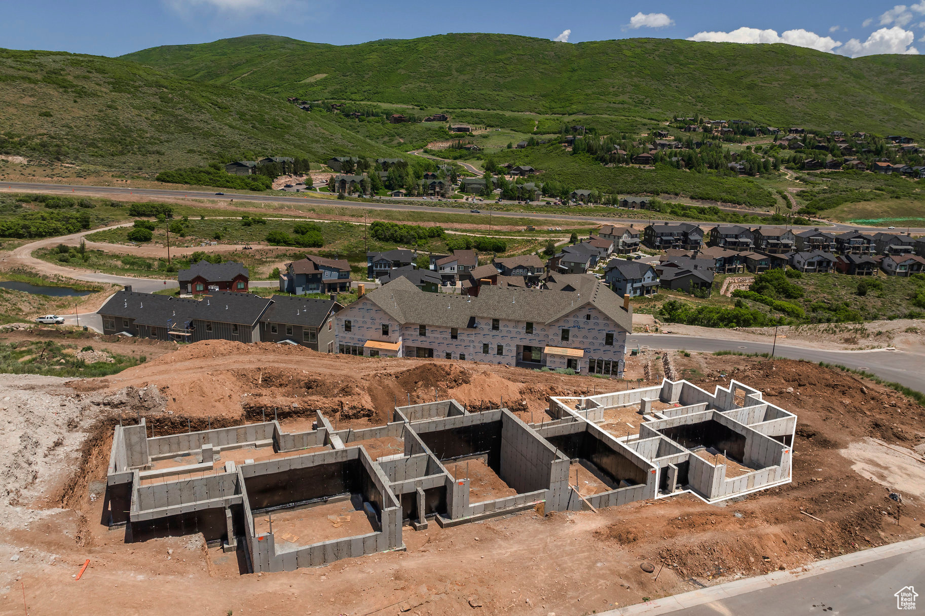 DEER SPRINGS - Residential