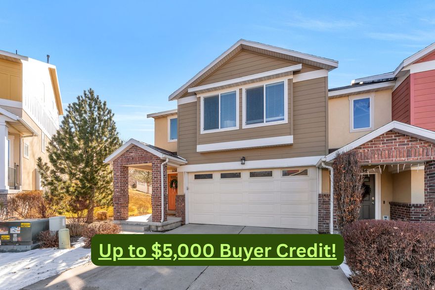 End-unit townhome in the highly desirable Quarry Bend community with semi-private open space and no neighbors directly behind you. The spacious great room and kitchen offer granite countertops, tile flooring, stainless steel appliances, and a brand-new dishwasher. The primary bedroom is generously sized, providing a comfortable retreat. Step outside to enjoy the backyard that opens to a large green space, perfect for relaxing or entertaining. Quarry Bend features incredible walking trails, a clubhouse, swimming pool, playground, and exercise room, all within walking distance to shopping and everyday conveniences. Come enjoy the best of Sandy living!