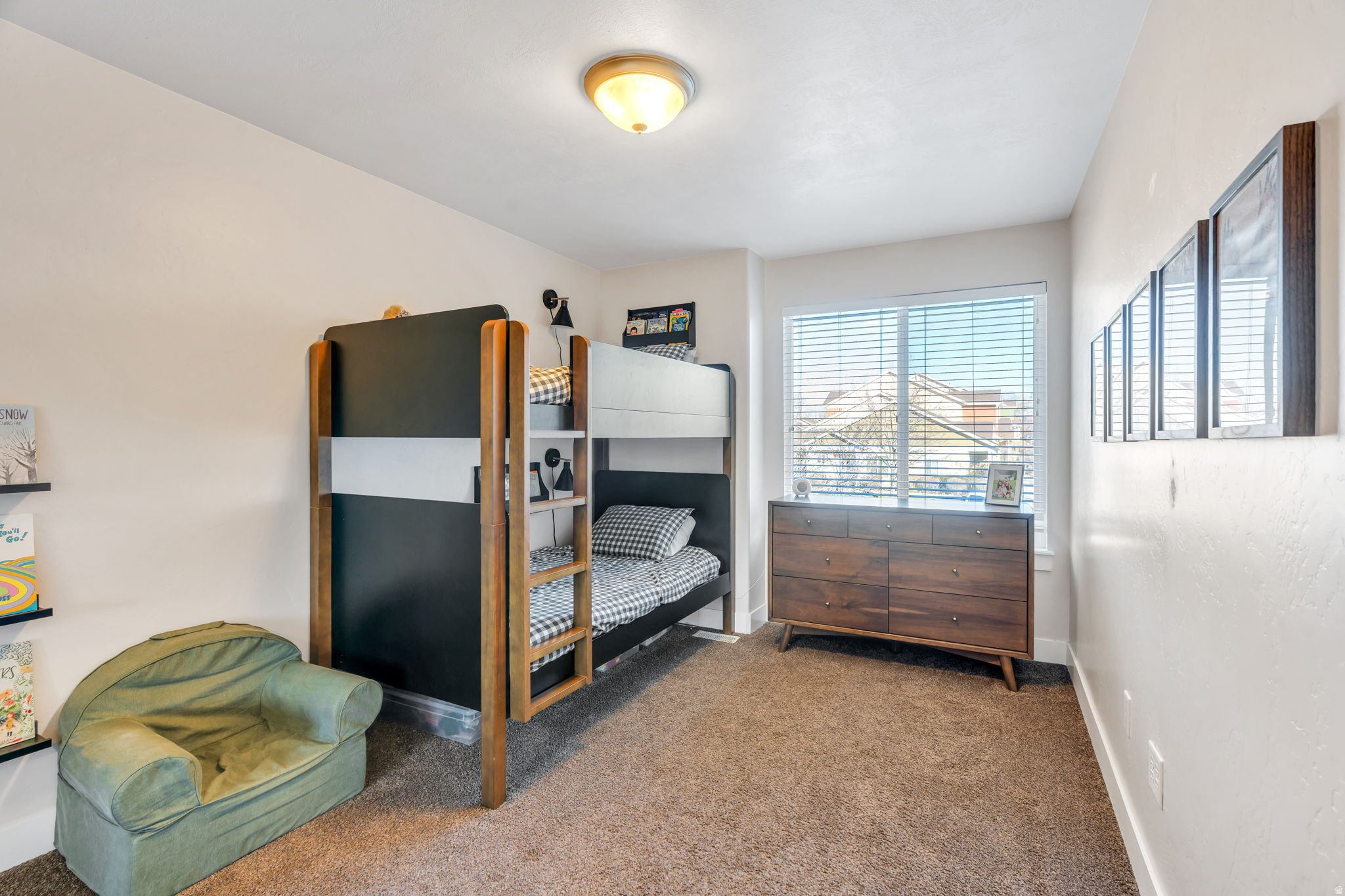 THE HEIGHTS ON QUARRY BEND - Residential